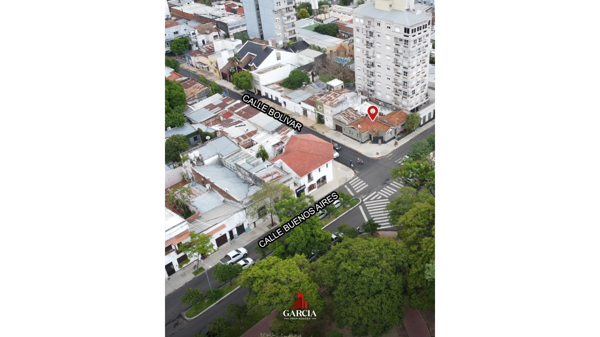 VENDE CASA 2 DORMITORIOS EN BARRIO LA CRUZ - foto 2
