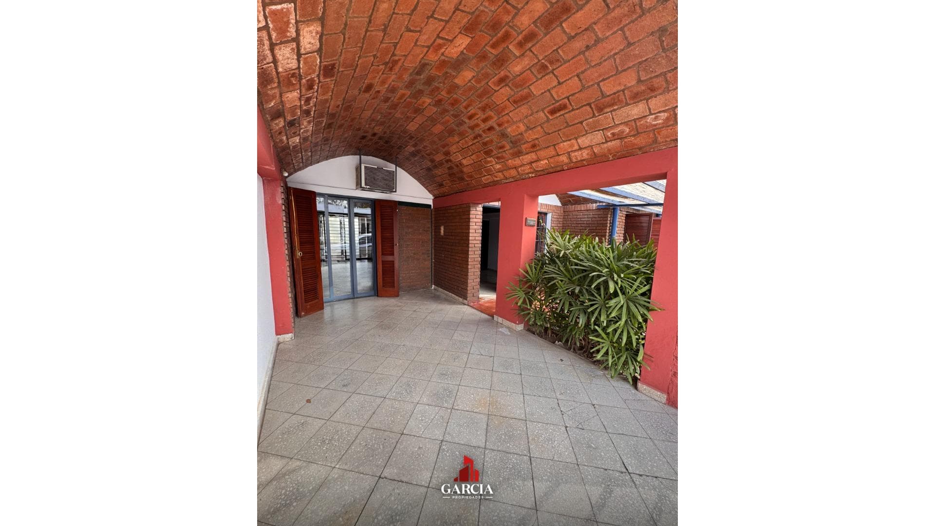 CASA CUATRO DORMITORIOS - foto 2